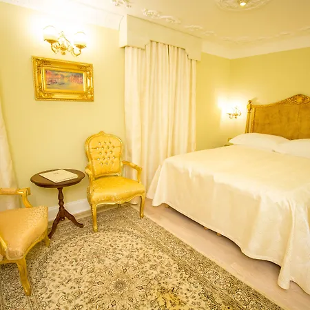 Palazzo Venezia-Adults Only-3